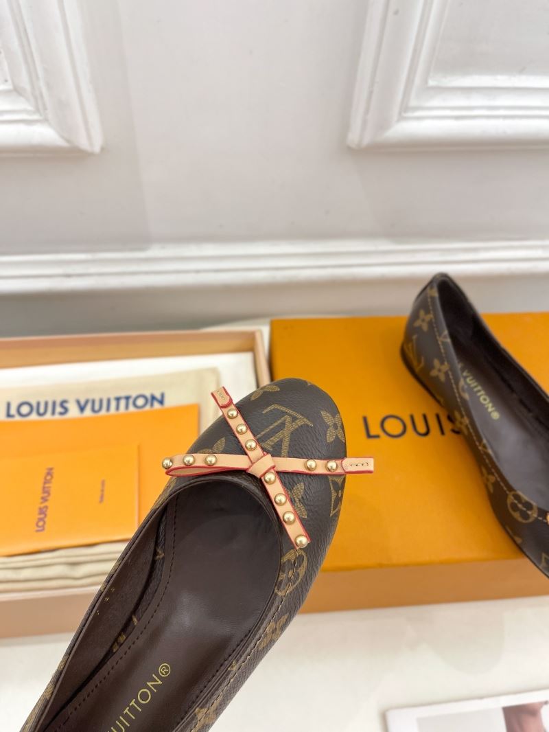 Louis Vuitton Flat Shoes